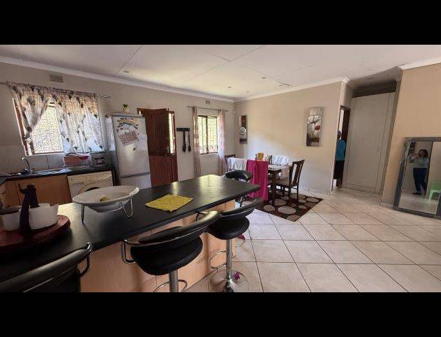 3 BEDROOM TOWNHOUSE FOR SALE IN NEW GERMANY